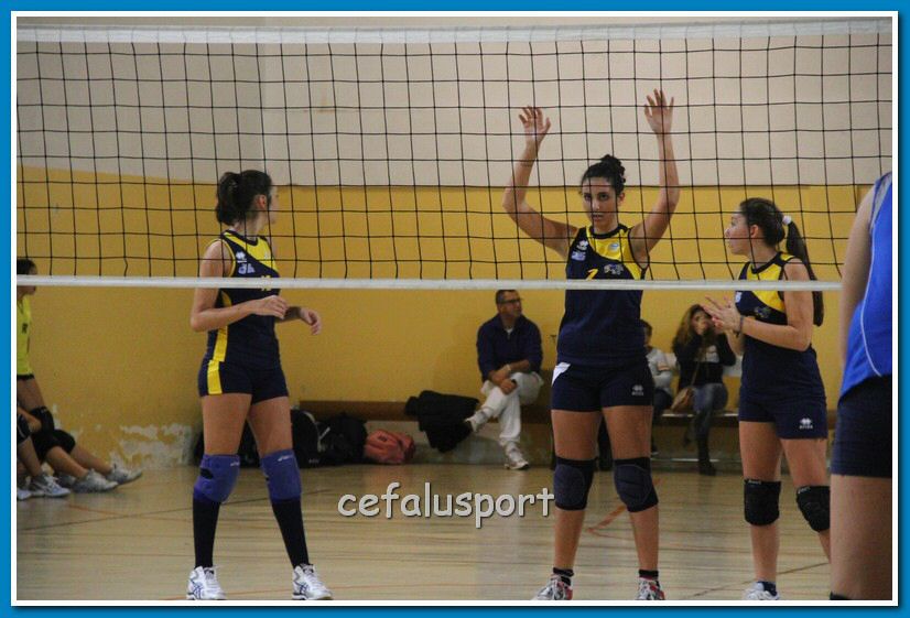 121144 volley 074_tn.jpg